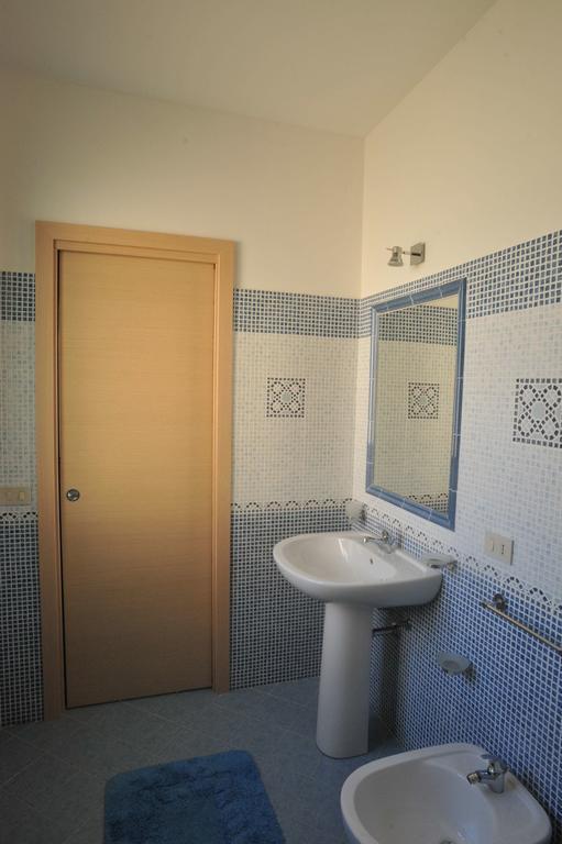 Casa Vacanze Metrosideros San Vito Lo Capo Exteriör bild